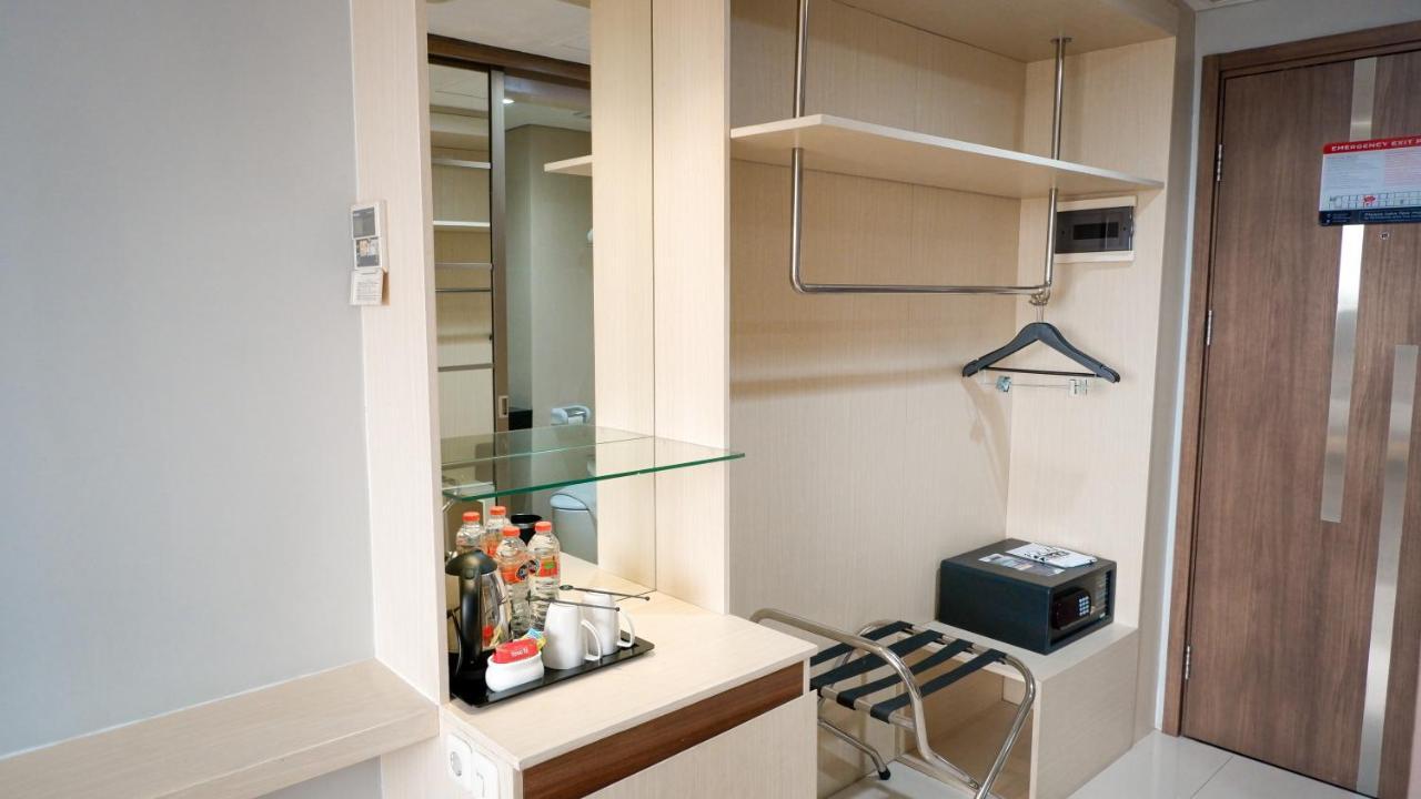 ホテル アヨーラ サンライズ モジョケルト Mojokerto エクステリア 写真